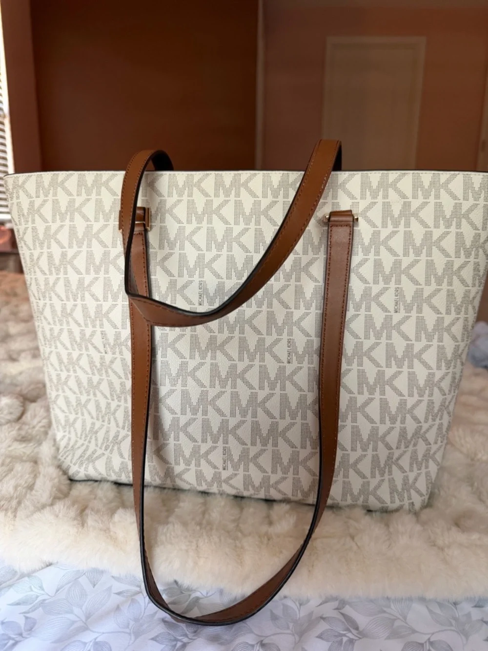 Michael Kors Beige & Brown Signature Logo Tote - Picture 2 of 3